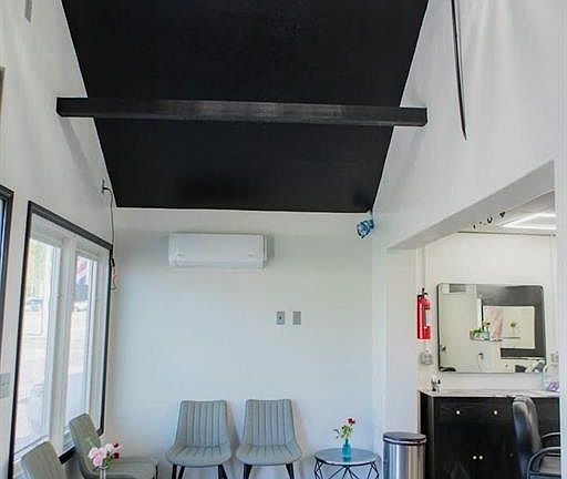 3rd image of 522 N State St