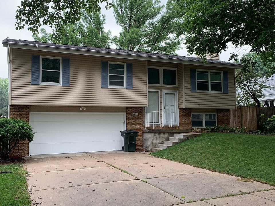 1st image of 2831 Shelley Cir