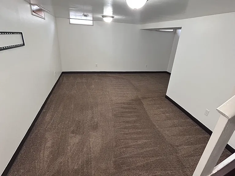 6553 Engle Rd — Photo 16
