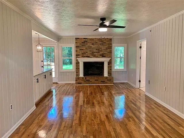 2039 Wildridge Dr — Photo 3
