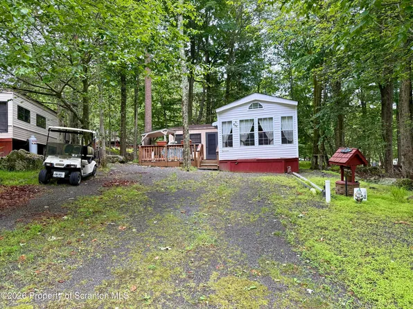 869 Whitetail Way, Gouldsboro, PA 18424