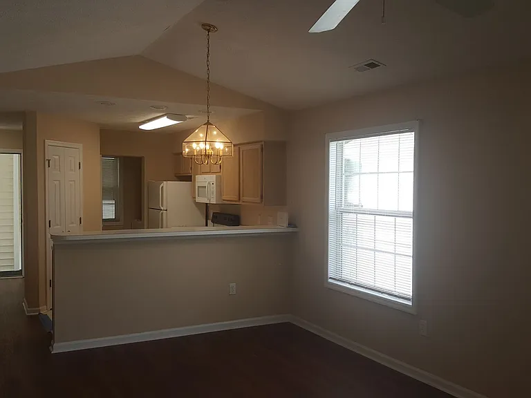589 Blue River Ct #4G — Photo 3