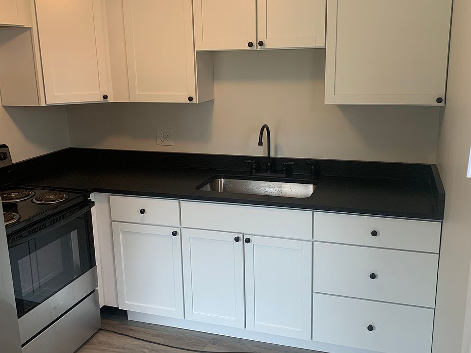 1st image of 77 Rochester Hill Rd Unit 2
