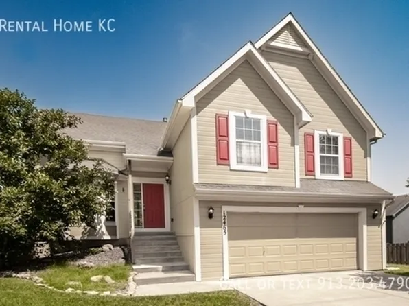 12465 S Quail Ridge Dr, Olathe, KS 66061