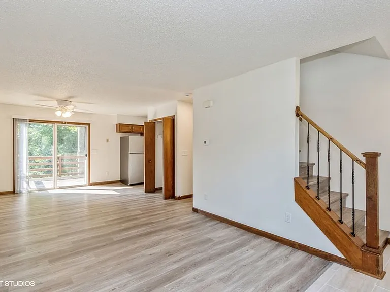 1359 Southview Cir — Photo 8