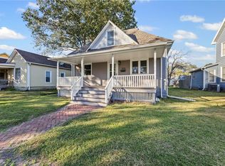 304 W Wea St, Paola, KS 66071