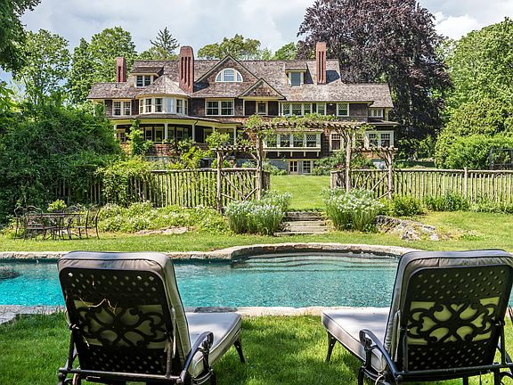 51 B Ferry Bridge Road