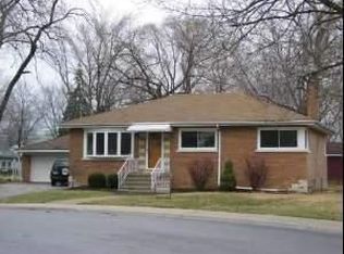15572 Orchid Dr, South Holland, IL 60473