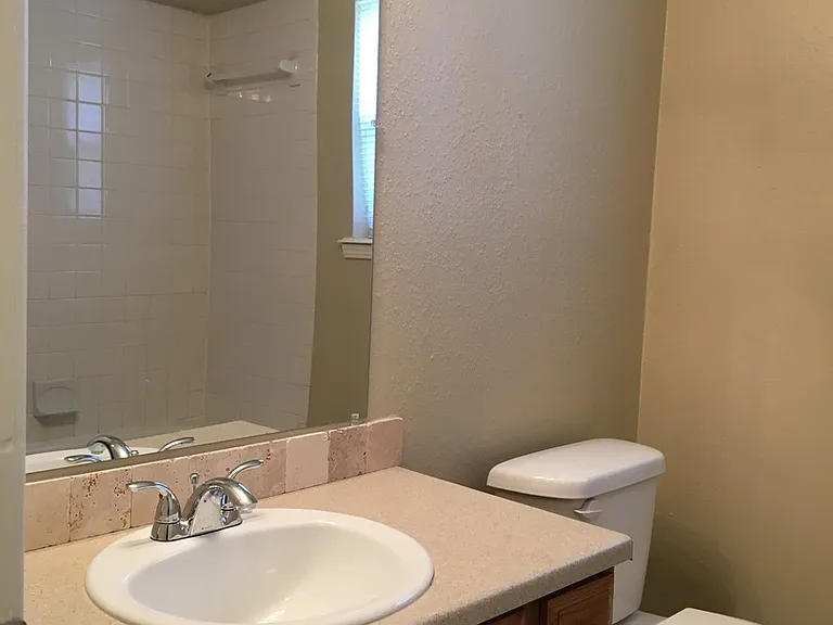 10050 Southridge Dr — Photo 13