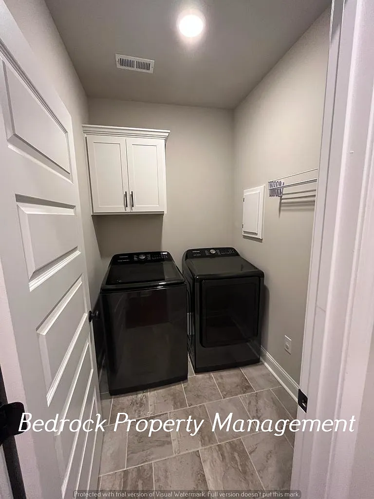110 Rita Ann Way - 1 — Photo 3