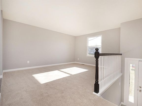 3rd image of 11467 Swissvale Ct