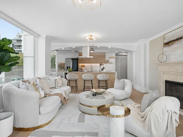 1501 Howe St #504, Vancouver, BC V6Z 2P8