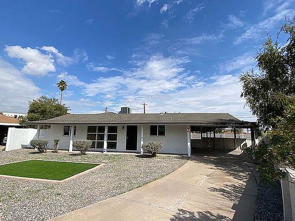 2nd image of 2928 W Mariposa St