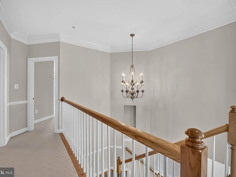 30 Sharpstead Ln — Photo 34