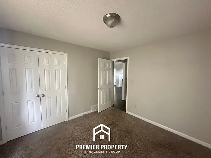 2638 Country Glade Dr — Photo 15