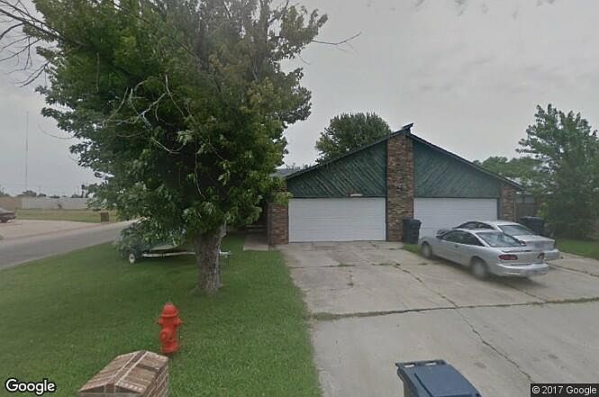 2nd image of 8400 Wakefield St