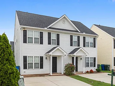 Blackwolf Run at Hedingham Townhomes