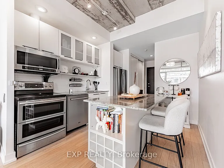 66 Portland St #609 — Photo 8