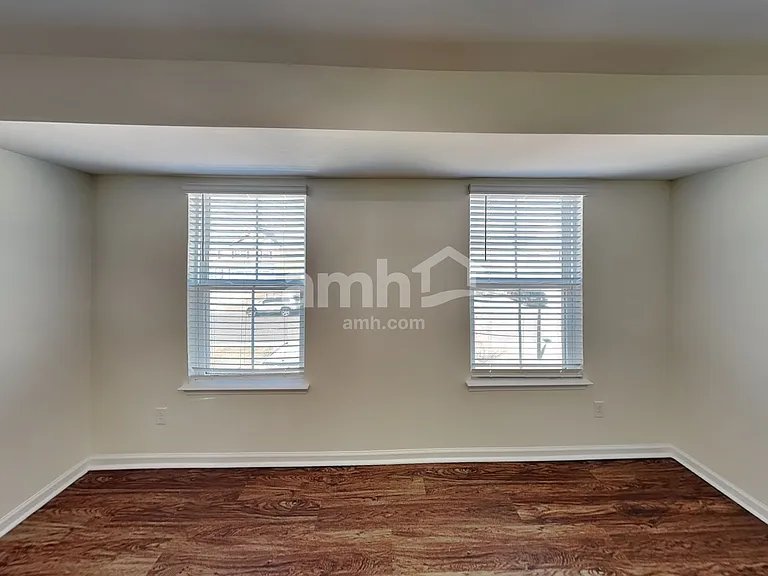 5034 Twin River Dr — Photo 19