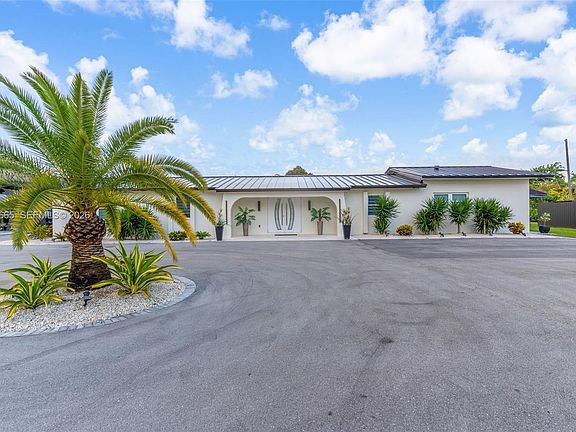 3rd image of 24655 SW 212th Ave