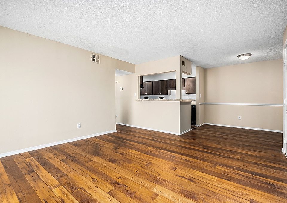Klein - 1 Bed / 1 Bath - 760 Sq.Ft.