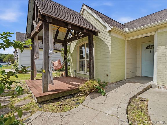 3rd image of 3226 N 2nd Pl