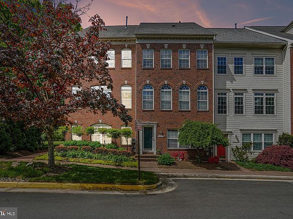 3rd image of 5437 Cheyenne Knoll Pl