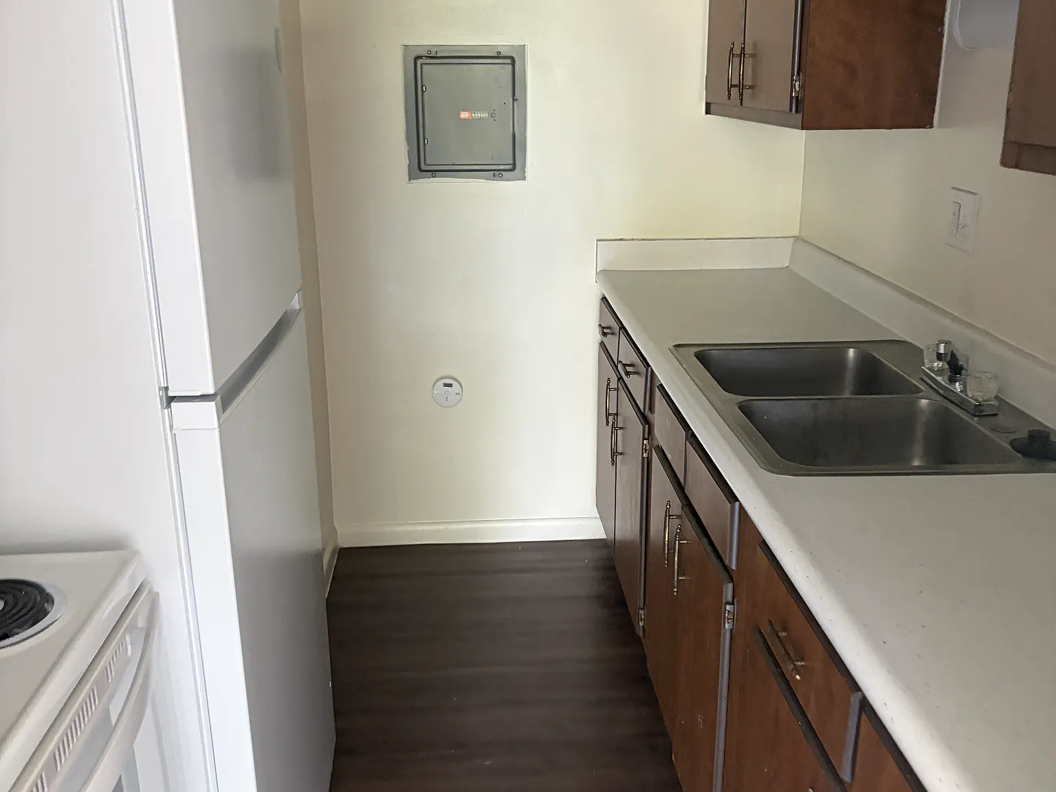 2 bed, $975 — Photo 3