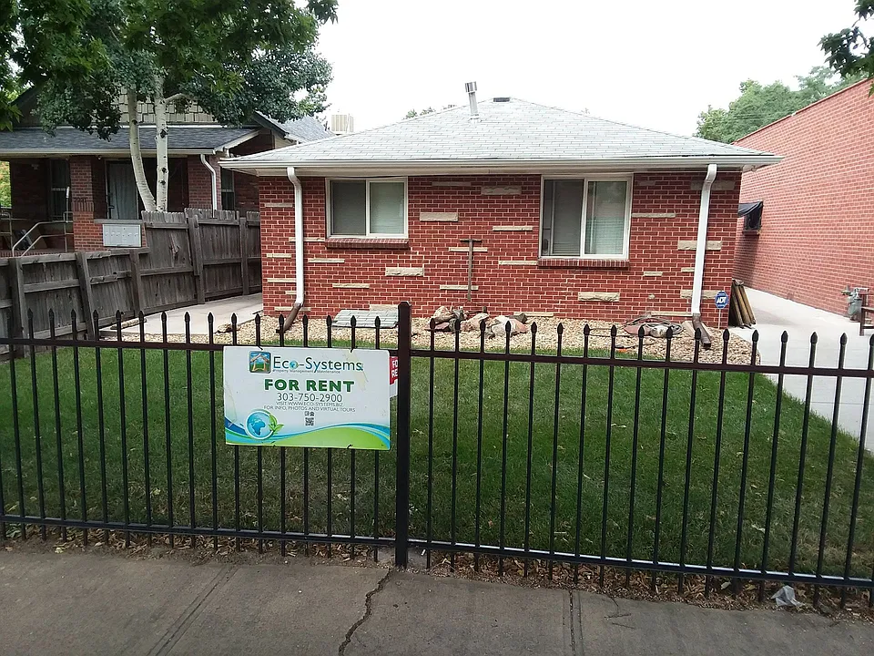2237 N Federal Blvd