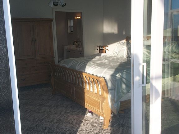 4th image of 451 Sweetwater Way
