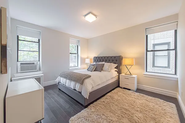 Rented by Thor Equities | media 33