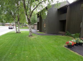 2054 Eastridge Dr, Anchorage, AK 99501