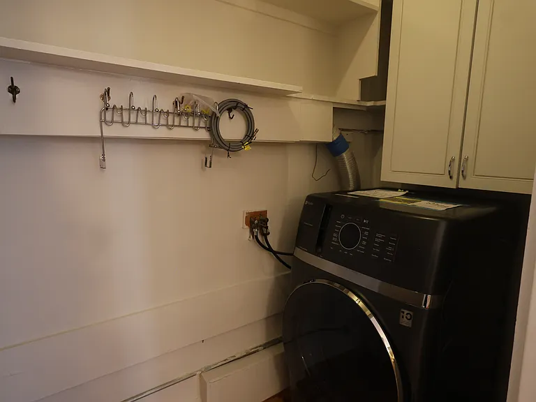 318 Tappan St #2 — Photo 11