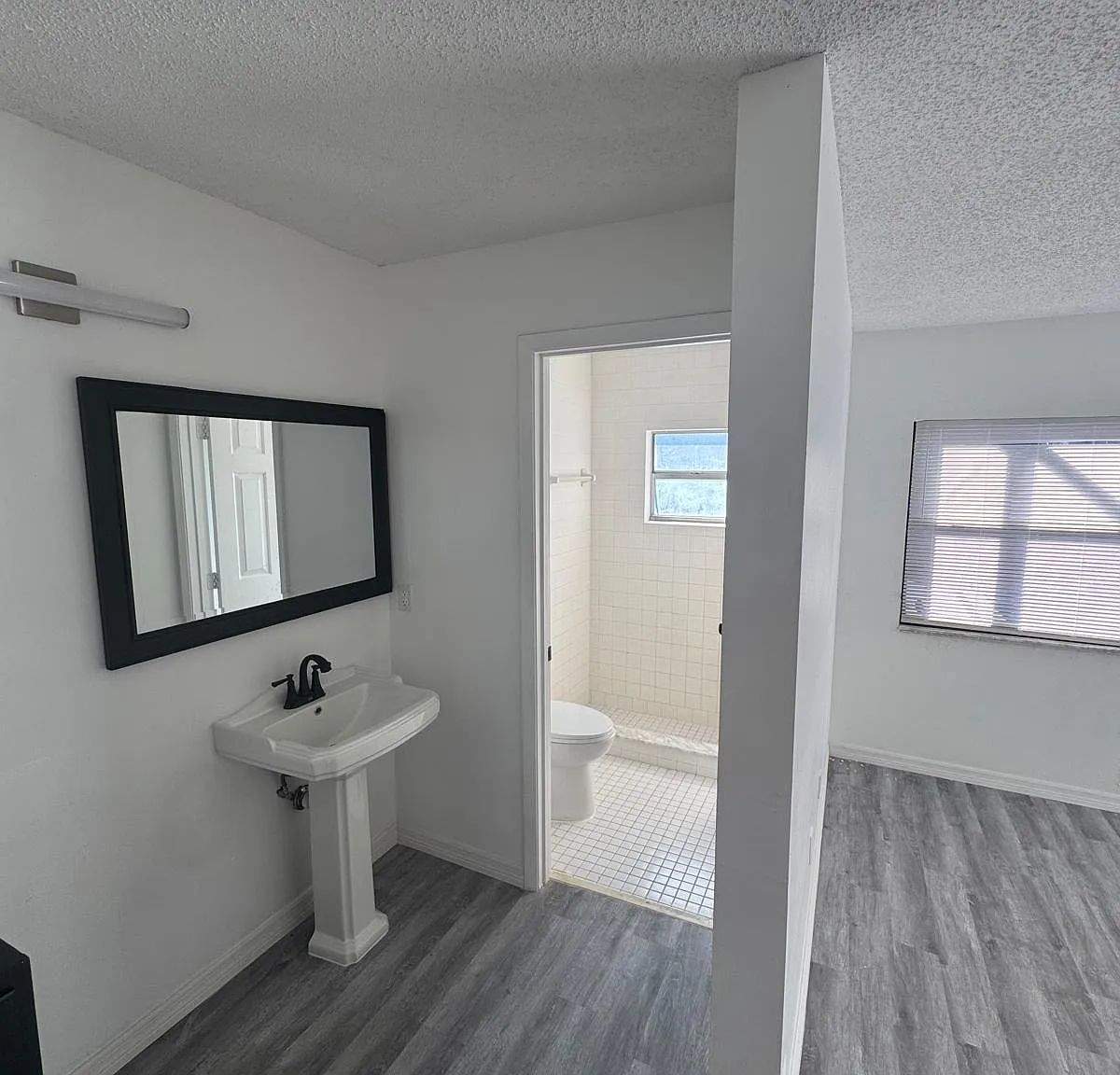 3 bed, 1784 sqft, $2,550 — Photo 3