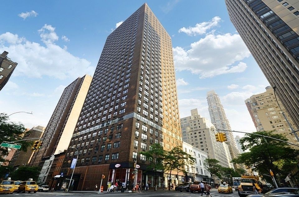1st image of 200 E 72nd St APT 24A