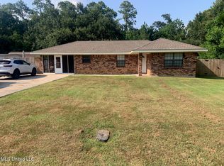 223 Old Spanish Trl, Waveland, MS 39576