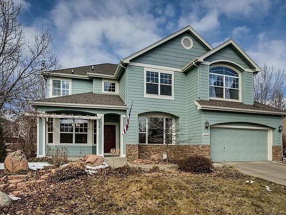 Curb Appeal Galore!