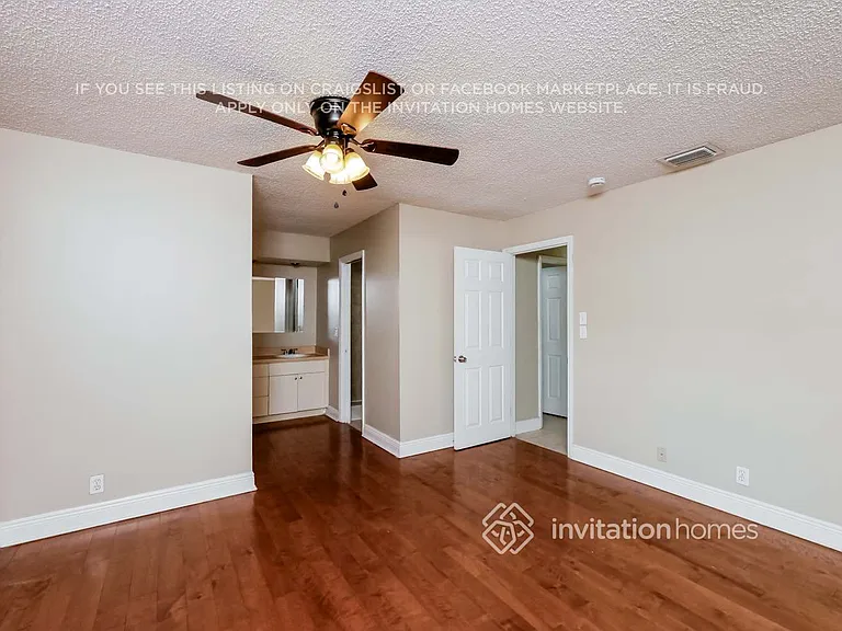 9381 NW 33rd Pl — Photo 11