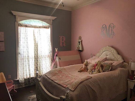 2nd image of 5111 Lacadie Dr #L
