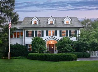 256 Sheridan Rd, Winnetka, IL 60093