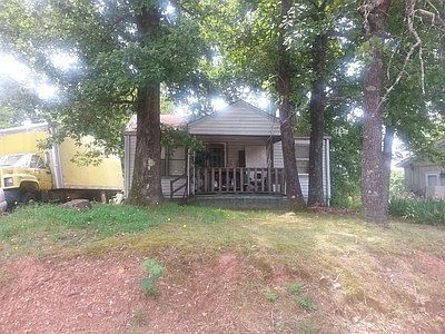 2nd image of 2548 W Dennis Dr