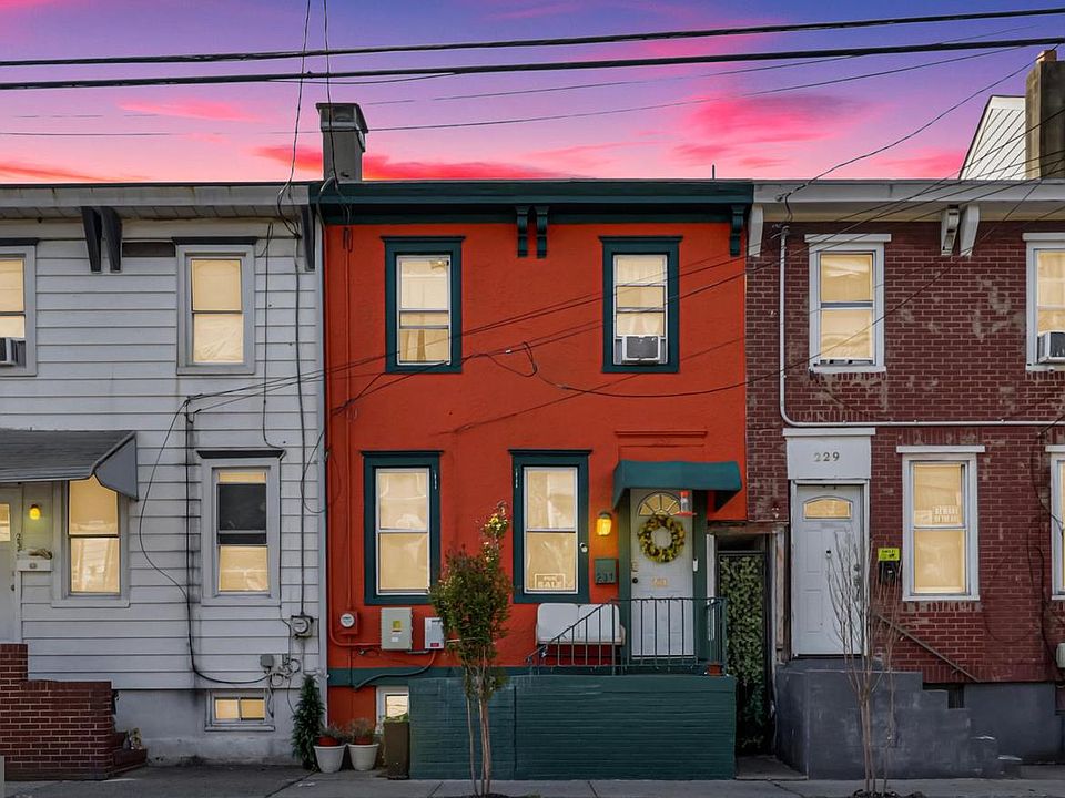 1st image of 231 Elmer St