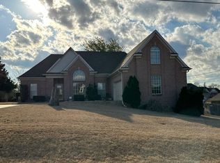 213 Cotton Fall Dr, Atoka, TN 38004