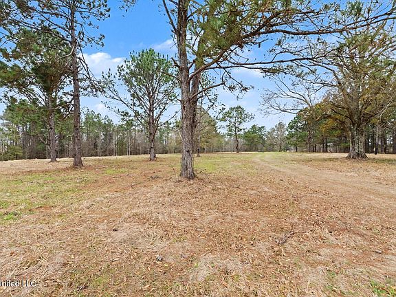 3rd image of 20/AC Summerour Rd