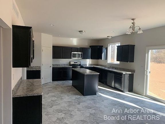 2nd image of 4501 McKenna Dr
