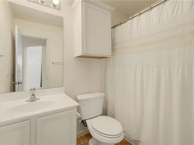 18410 Mammoth Cave Blvd — Photo 12
