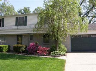 16262 Andover Dr Clinton Township MI 48035 Zillow