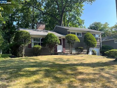 23 Brautigam Ln, Midland Park, NJ, 07432