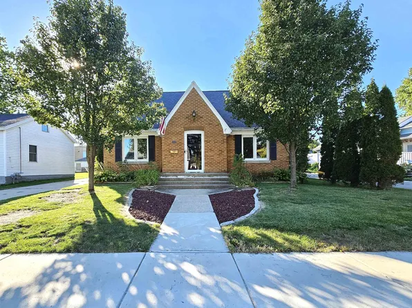 237 Dickinson St, Randolph, WI 53956