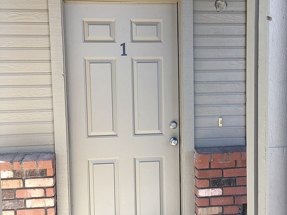 3rd image of 4812 N Judy Cir APT 1